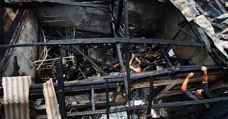 Ilustrasi Gudang Plastik di Cikarang Ludes Terbakar